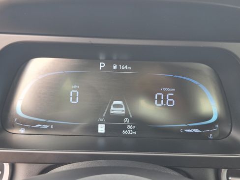 Certified 2025 Hyundai Elantra SE FWD image 28