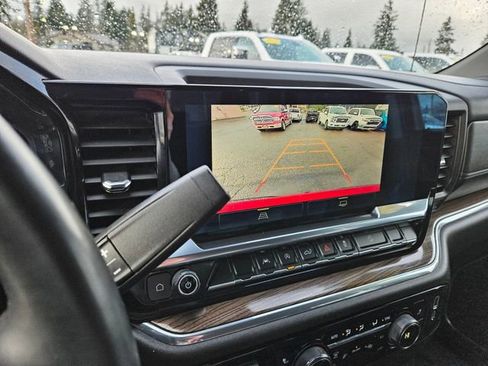 Used 2024 Chevrolet Silverado 1500 RST w/ Z71 Off-Road Package image 31