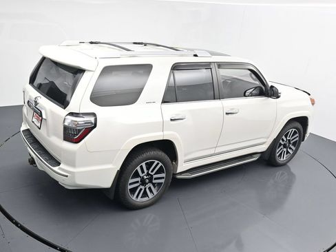 Used 2017 Toyota 4Runner Limited AWD/4WD image 26