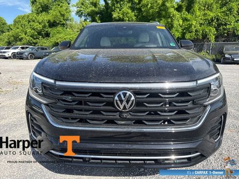 Used 2025 Volkswagen Atlas Cross Sport SEL Premium R-Line image 8