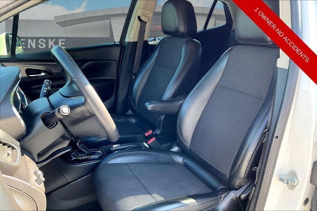 Used 2020 Buick Encore Preferred FWD image 24