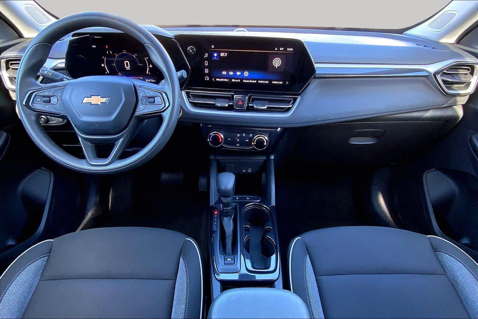 Used 2025 Chevrolet TrailBlazer LT FWD image 15