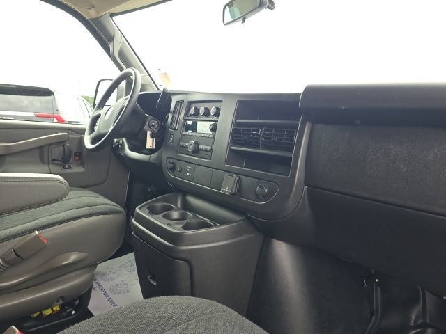 Used 2025 Chevrolet Express 2500 w/ Driver Convenience Package RWD image 16