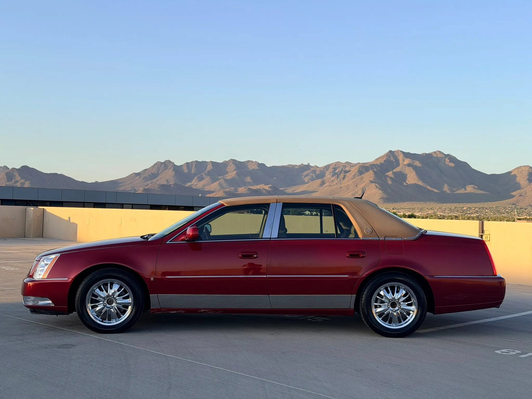 Used 2006 Cadillac DTS FWD image 5