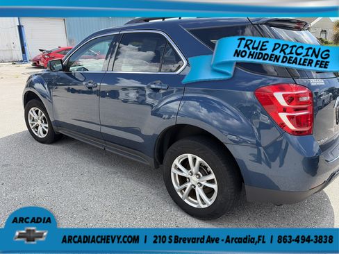 Used 2017 Chevrolet Equinox LT FWD image 4