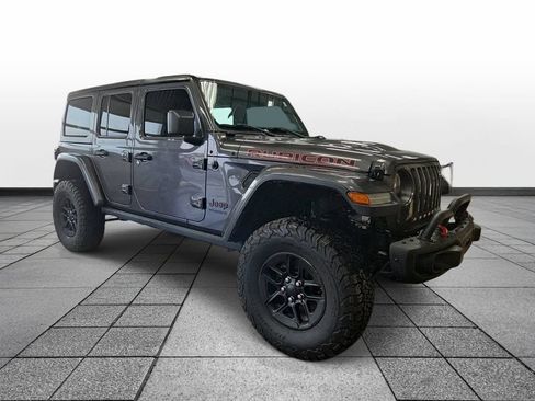 Used 2018 Jeep Wrangler Unlimited Rubicon AWD/4WD image 3