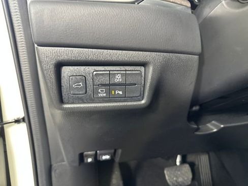 Used 2022 MAZDA CX-5 Signature image 18