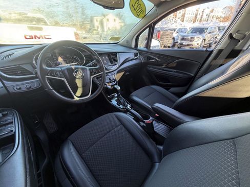 Used 2022 Buick Encore Preferred w/ Safety Package image 10