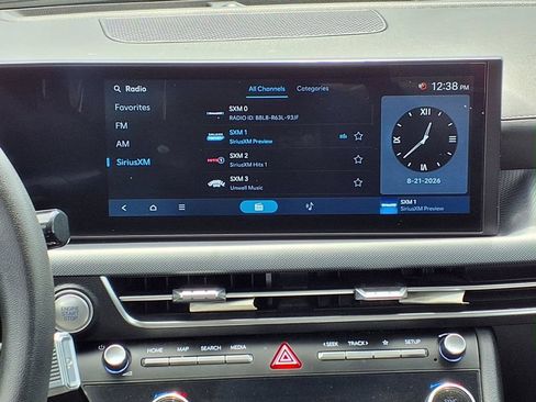 Used 2025 Hyundai Sonata SEL FWD image 15