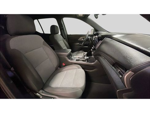 Used 2023 Chevrolet Traverse LT AWD/4WD image 18