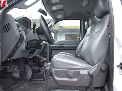 Used 2016 Ford F550 4x4 Regular Cab Super Duty image 10