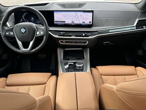 Used 2025 BMW X5 xDrive40i w/ Premium Package AWD/4WD image 19