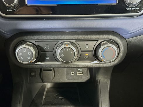 Used 2023 Nissan Versa SV image 22