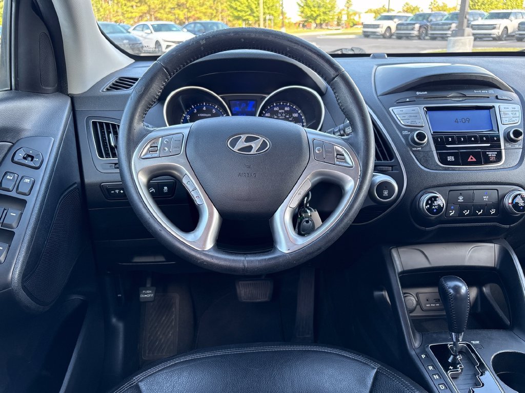 Used 2012 Hyundai Tucson GLS FWD image 14