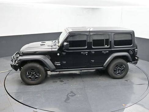 Used 2018 Jeep Wrangler Unlimited Sport AWD/4WD image 17
