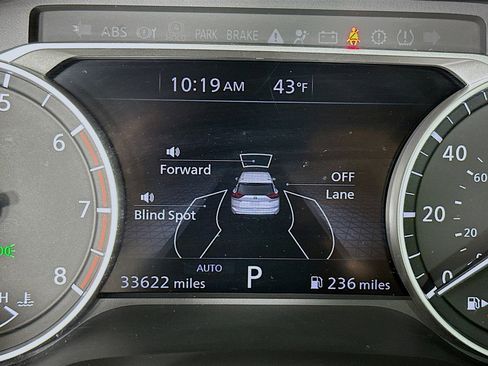 Used 2025 Nissan Rogue SV image 19