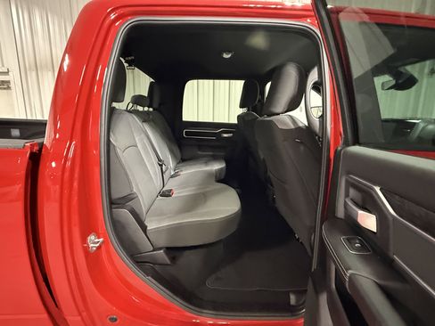 Used 2024 RAM 2500 Big Horn w/ Bed Utility Group image 9