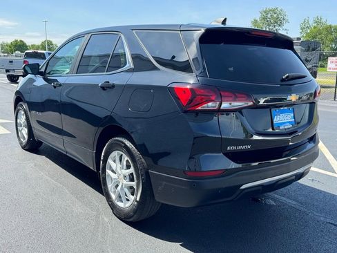 Used 2024 Chevrolet Equinox LT w/ LPO, Floor Liner Package FWD image 11