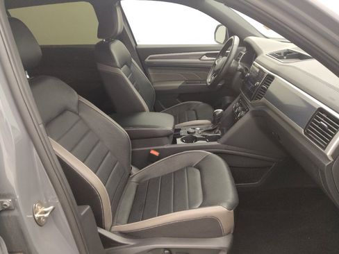 Used 2021 Volkswagen Atlas Cross Sport SEL Premium w/ Cross Sport MDO Package image 21