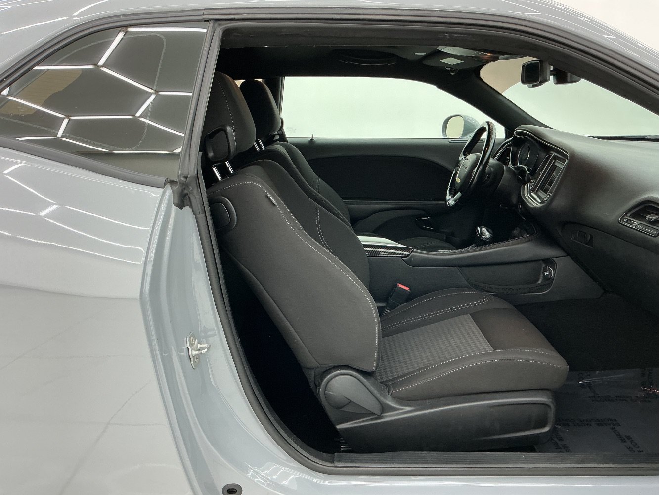 Used 2021 Dodge Challenger SXT RWD image 15