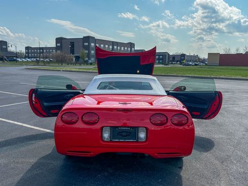 Used 2000 Chevrolet Corvette Convertible w/ Memory Pkg image 35