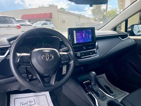 Used 2023 Toyota Corolla LE image 12