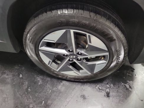 Used 2025 Hyundai Tucson SEL FWD image 13
