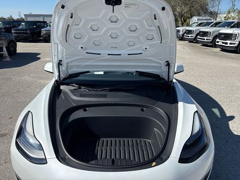 Used 2022 Tesla Model 3 image 27
