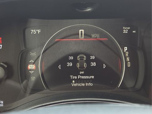 Used 2025 Dodge Durango GT AWD/4WD image 18