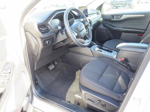 Used 2024 Ford Escape Active image 10