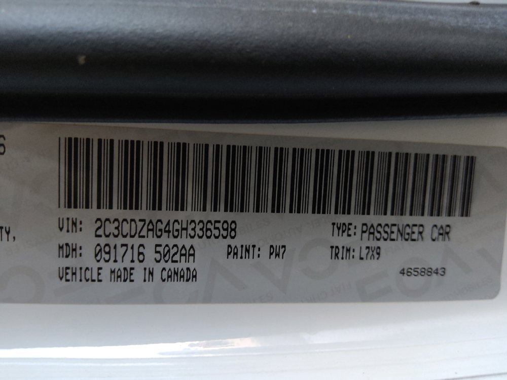 Used 2016 Dodge Challenger SXT RWD image 33