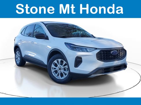 Used 2024 Ford Escape Active image 1