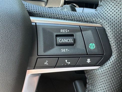 New 2025 Mitsubishi Outlander SE image 27