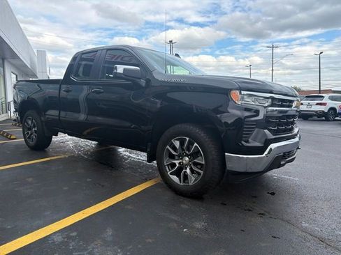 Used 2025 Chevrolet Silverado 1500 LT AWD/4WD image 60