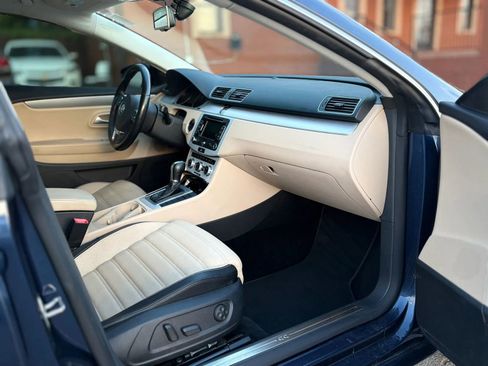 Used 2015 Volkswagen CC Sport image 15