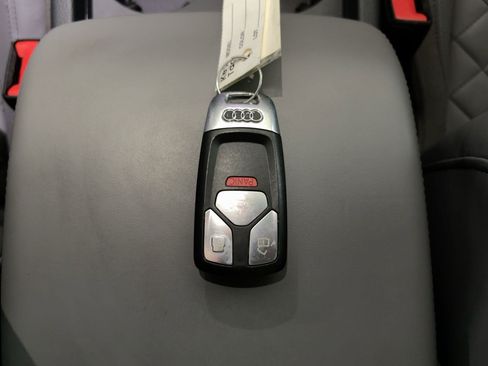 Used 2024 Audi SQ5 Premium Plus image 33