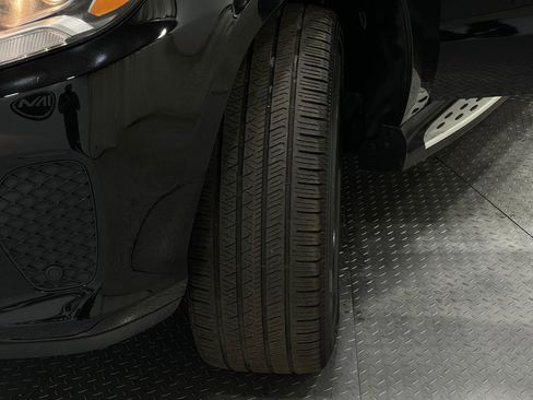 Used 2017 Mercedes-Benz GLS 450 4MATIC w/ Premium Package image 39