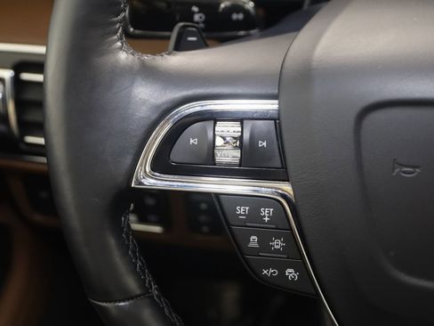 Used 2023 Lincoln Navigator Reserve image 39