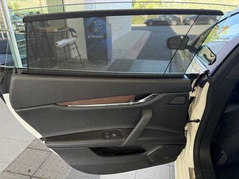 Certified 2022 Maserati Quattroporte GT image 23