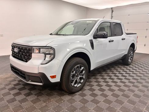 New 2025 Ford Maverick XLT w/ XLT Luxury Package image 12