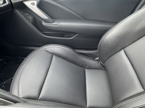 Used 2019 Chevrolet Corvette Z06 w/ Z07 Performance Package image 13