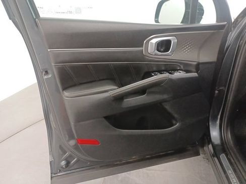 Used 2023 Kia Sorento SX AWD/4WD image 15