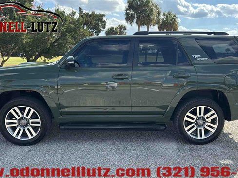 Used 2022 Toyota 4Runner TRD Sport w/ Technology Package image 3