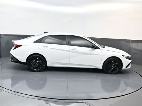 New 2026 Hyundai Elantra Sport FWD image 2