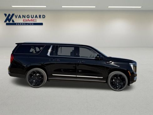 New 2026 GMC Yukon XL Denali w/ Denali Reserve Package image 3