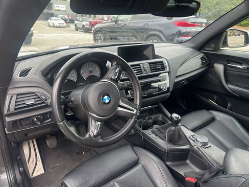 Used 2017 BMW M2 RWD image 8