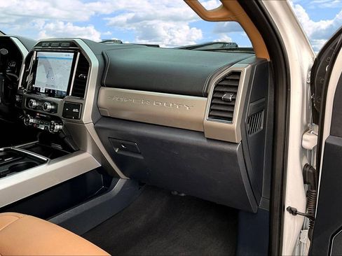 Used 2022 Ford F350 Lariat w/ Lariat Value Package image 28