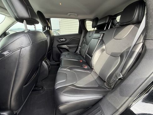 Used 2019 Jeep Cherokee Limited AWD/4WD image 52