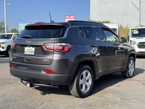 Used 2018 Jeep Compass Latitude w/ Popular Equipment Group image 12
