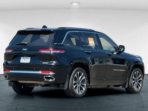Certified 2022 Jeep Grand Cherokee Overland w/ MOPAR Finishing Package AWD/4WD image 2